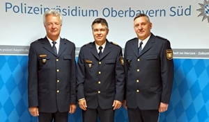 v. l. n. r.: Erster Polizeihauptkommissar Georg Deibl, Polizeipräsident Manfred Hauser und Polizeihauptkommissar Uwe Schindler