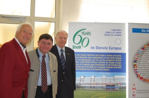 Ausstellung 60 Jahre Europarat im Landratsamt Altötting