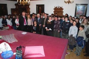 40 ungarische und 23 griechische Schüler besuchen derzeit die Stadt Mühldorf.