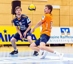 Starke Annahmespieler: Fabian Bartsch (rechts) glänzte zuletzt gegen Mainz. Und Leo Tille (links) wird wieder ins Libero-Trikot schlüpfen, weil Kilian Nennhuber wegen Corona ausfällt. Foto: Fabin Bartsch